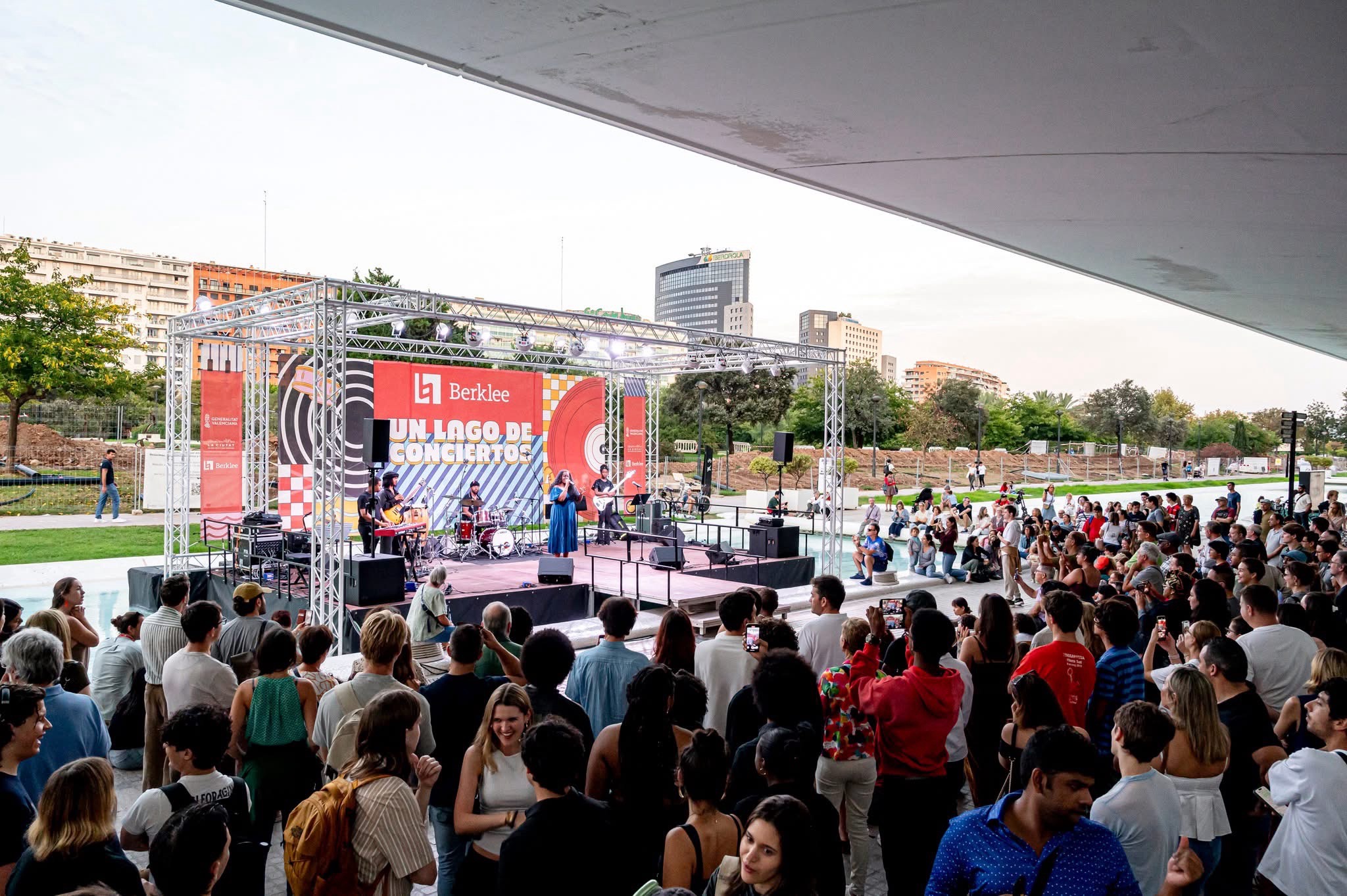 Free concert 🎵 — Valencia