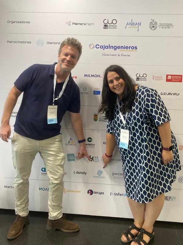 Free talk of the founders, networking & drinks after — Valencia