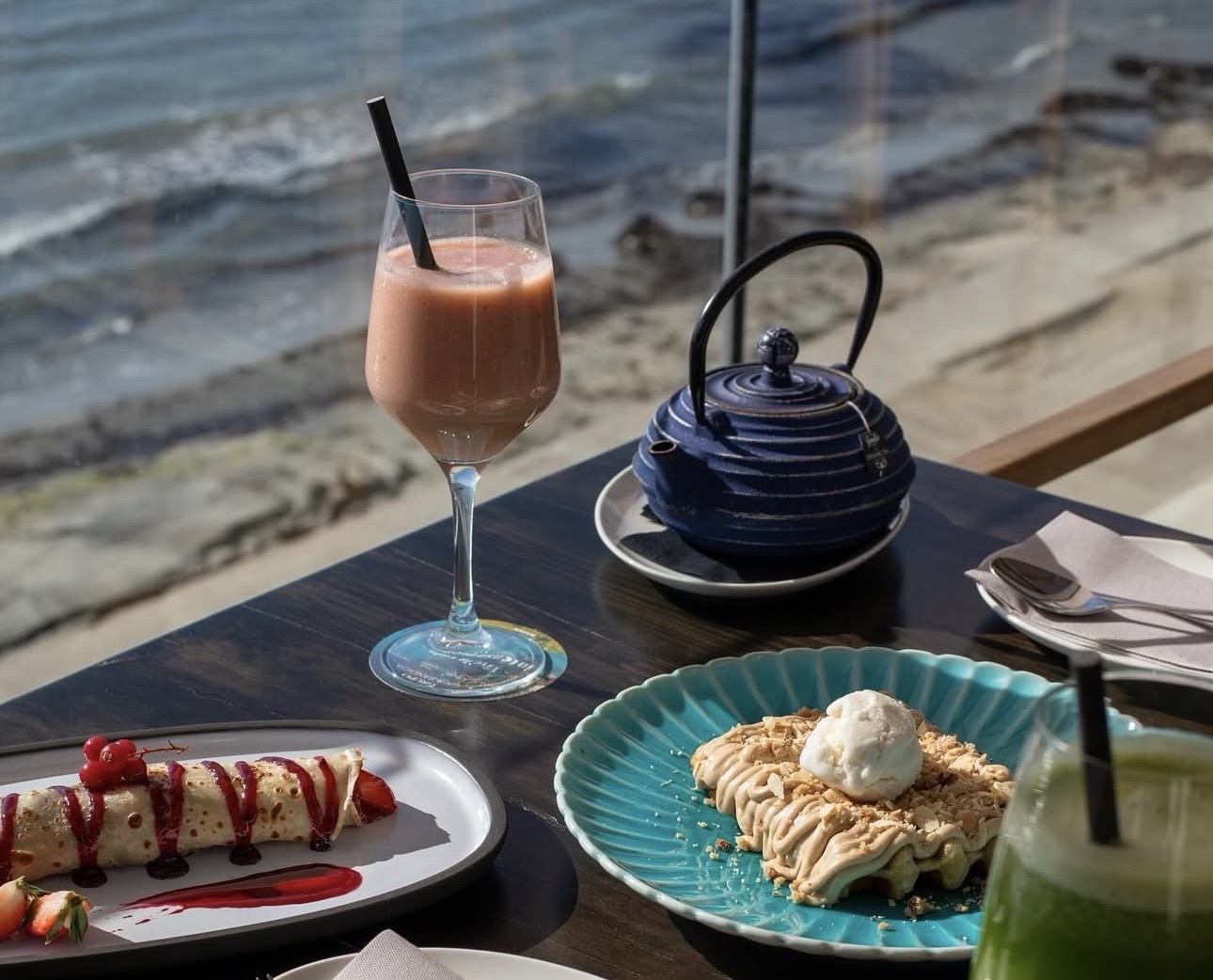 Brunch with to connect @ Villa Bandida — Alicante