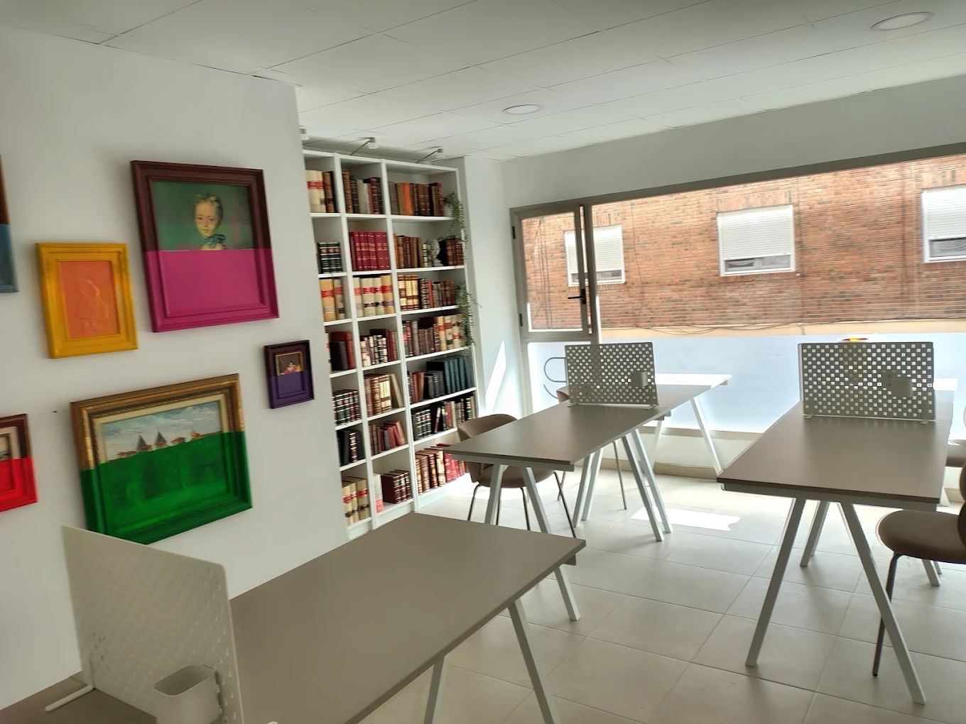 Pola Center — Santa Pola, Spain